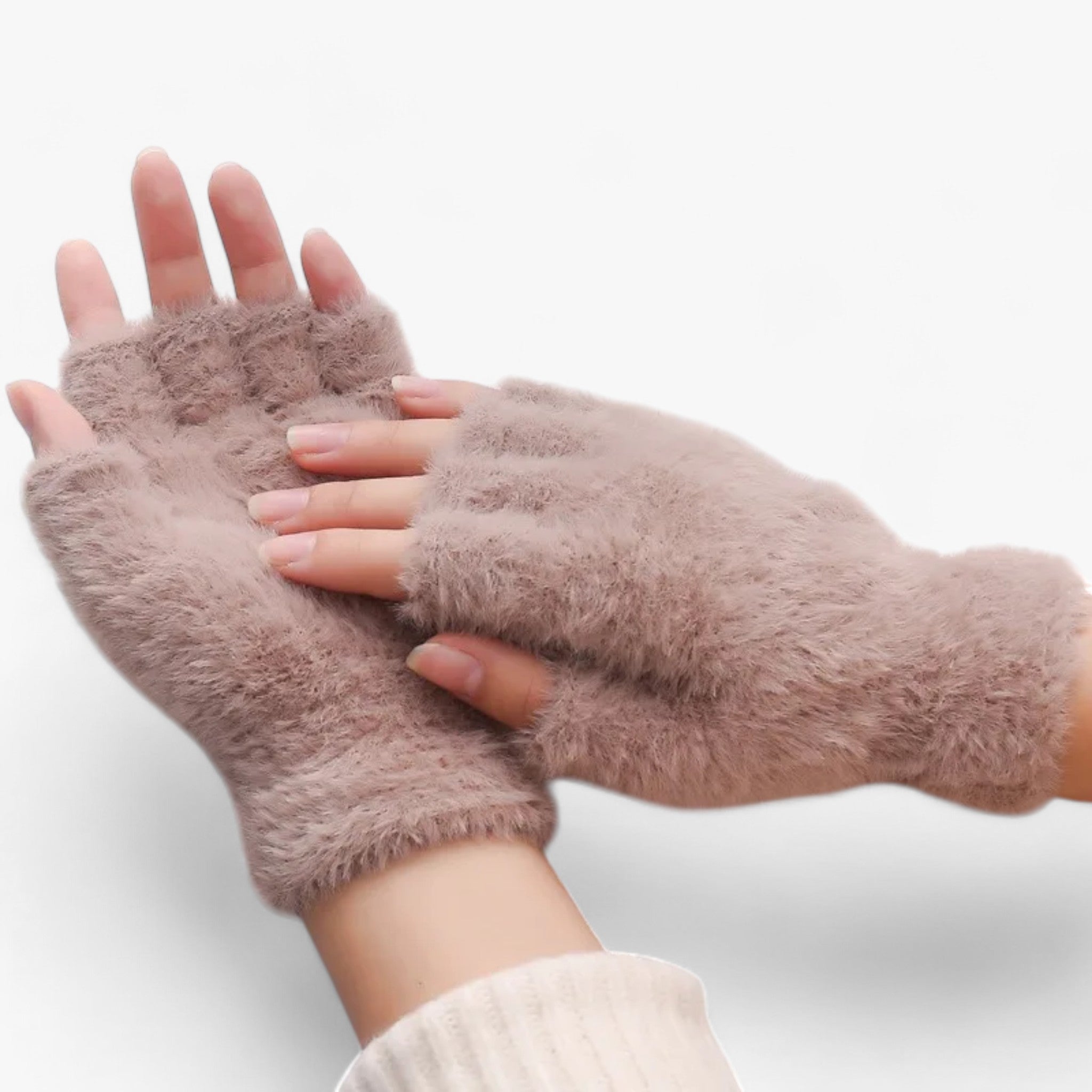 : Aima | Halvhandsker Imitation Mink Handser - Varme & Touchscreen Komfort in Khaki van Pantino Odense