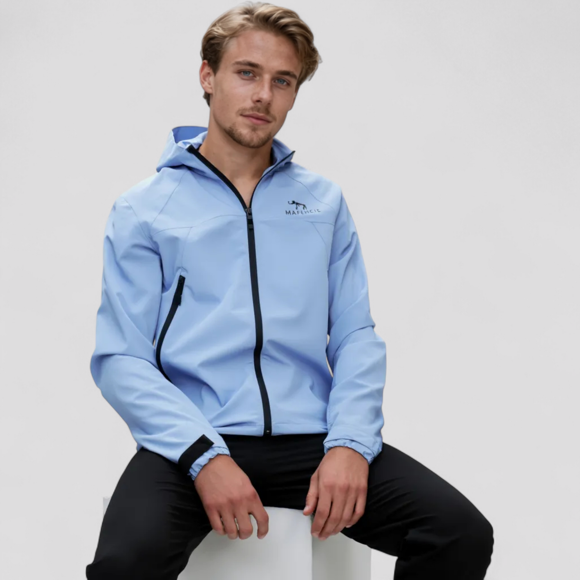 Let Vandafvisende Herre Vindjakke med Aftagelig Hætte – Til Udendørs Aktiviteter